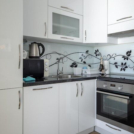 Apartman Nimfa Zivogosce อีกราเน ภายนอก รูปภาพ