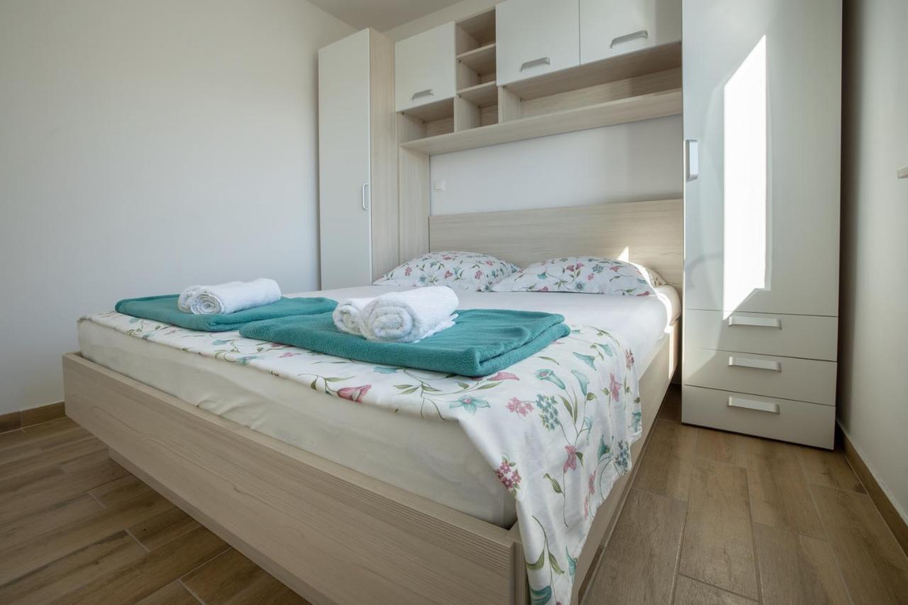 Apartman Nimfa Zivogosce อีกราเน ภายนอก รูปภาพ
